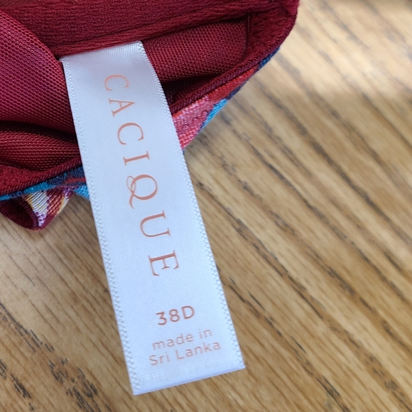 New with Tags Cacique Red Plaid Bra 38D - Picture 5 of 6